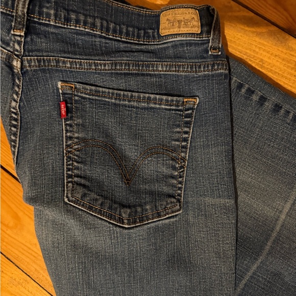 Women’s perfectly slimming bootcut Levi’s size 16W - Picture 3 of 3